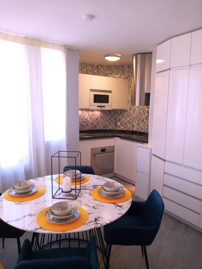 Skyline Suites Costa Del Sol ตอร์เรโมลิโนส ภายนอก รูปภาพ