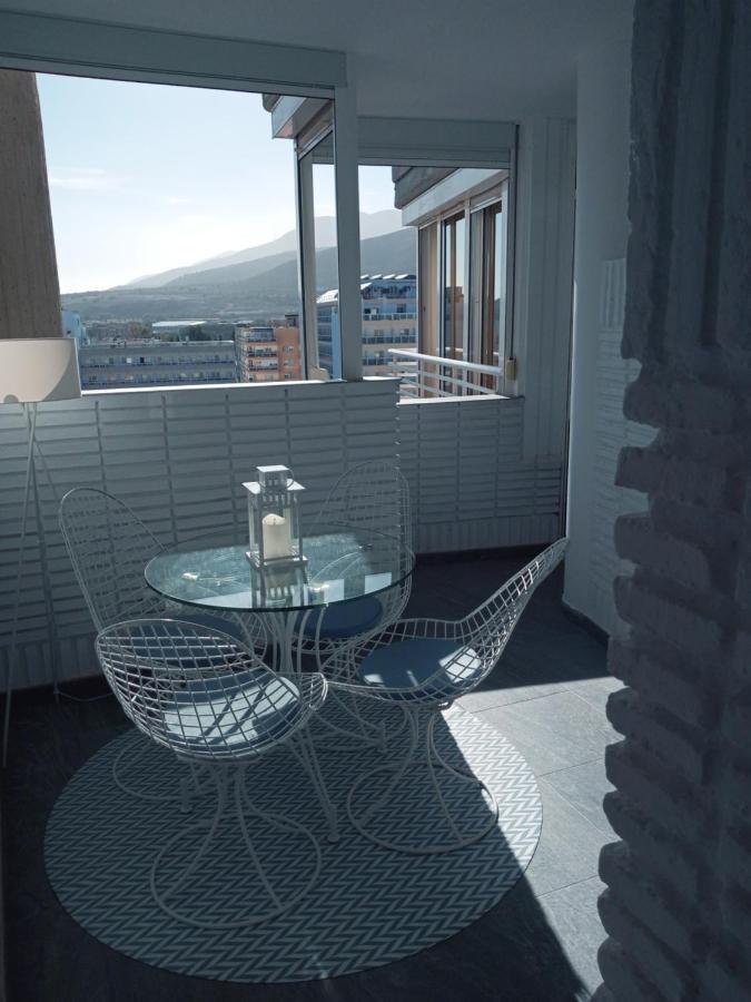 Skyline Suites Costa Del Sol ตอร์เรโมลิโนส ภายนอก รูปภาพ
